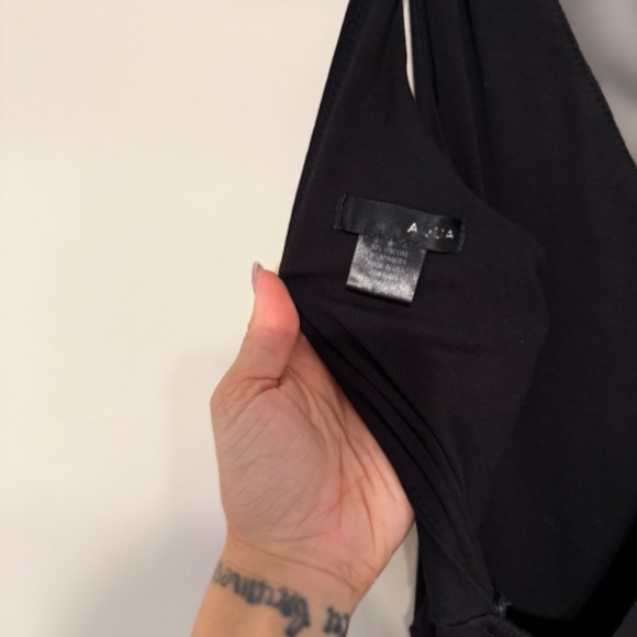 AQUA Black Maxi Dress Long High Slit w/Vneck Detail - XS - Picture 5 of 6